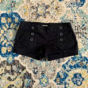 Express size 4 casual pocket black shorts.